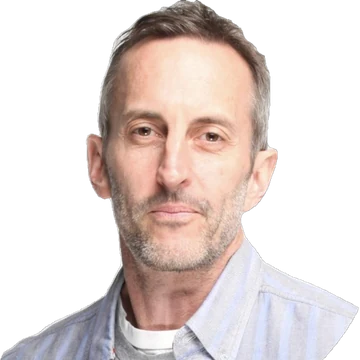 Portrait of Evan Cerasoli